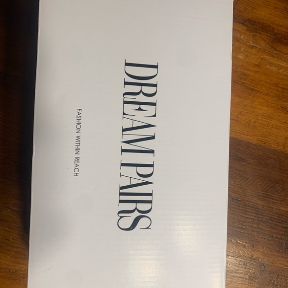 🔥Dreams pairs New suede heel🔥 - Picture 2 of 6